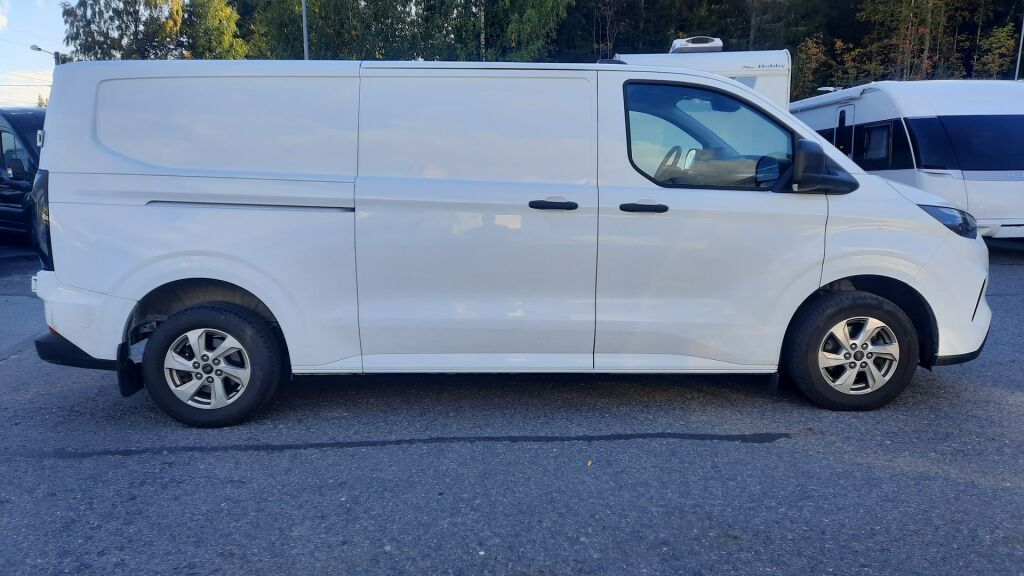 Ford Transit Custom 2024 Valkoinen