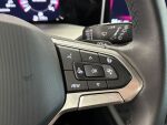 Volkswagen Golf 2025 Musta