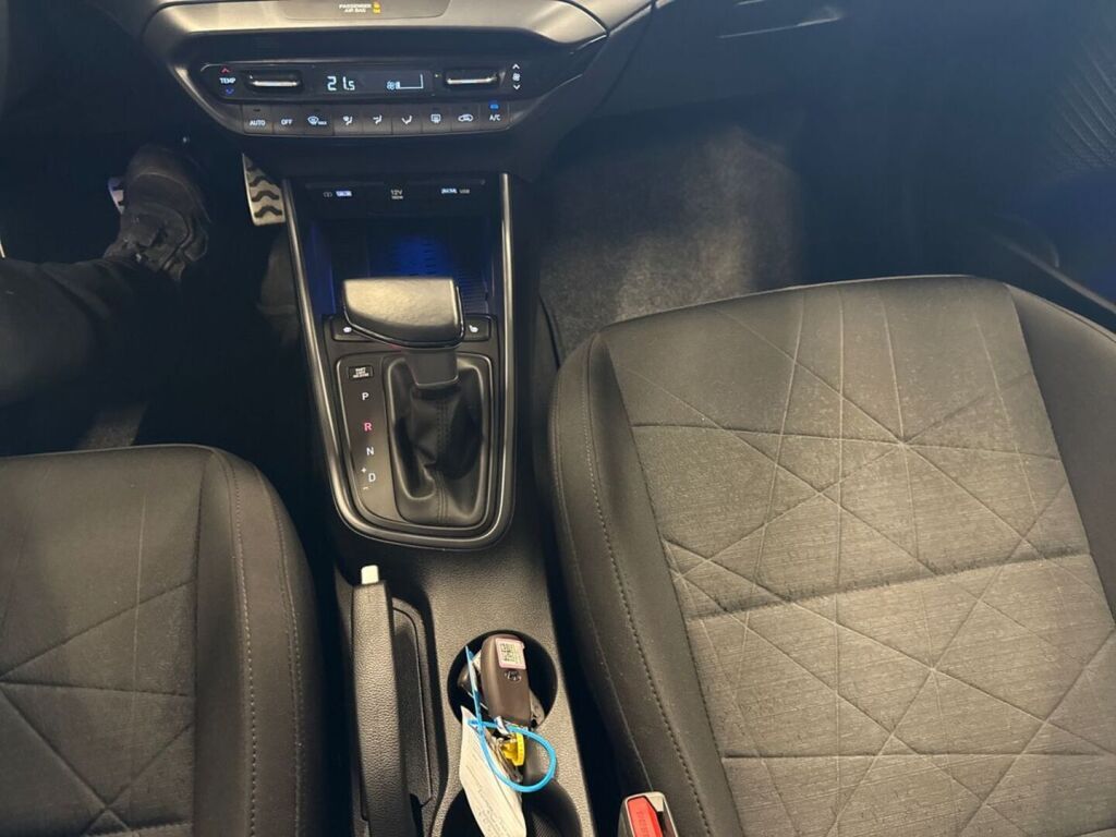 Hyundai Bayon 2024 Vihreä