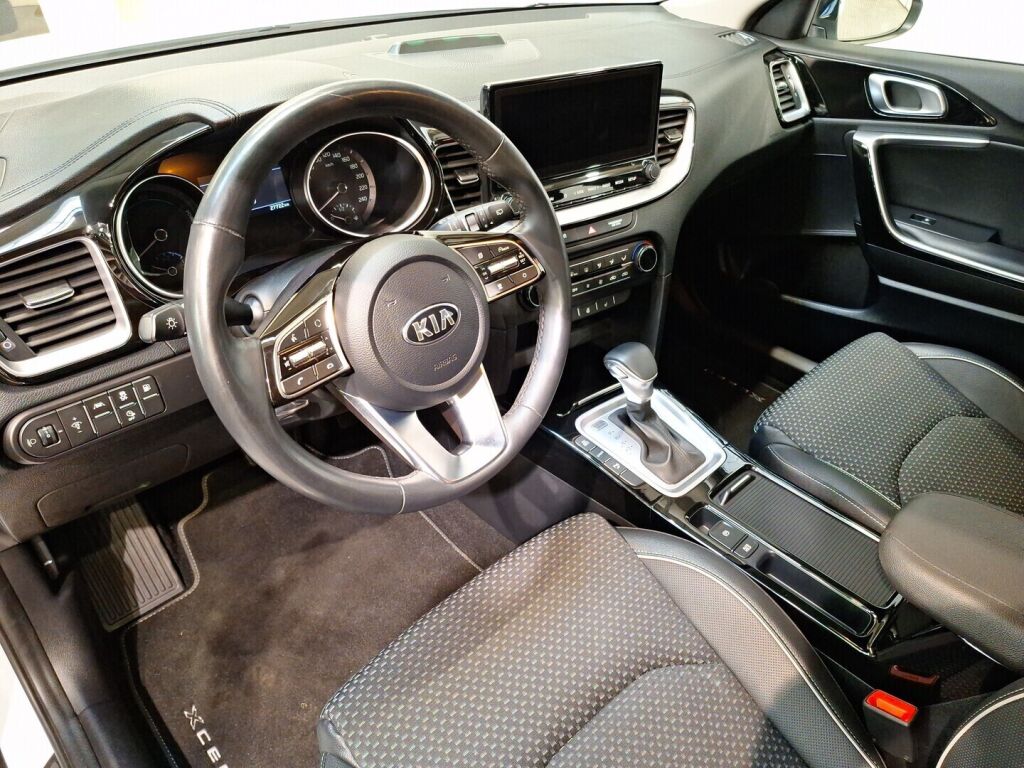 Kia XCeed 2021 Valkoinen