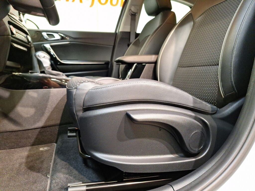 Kia XCeed 2021 Valkoinen