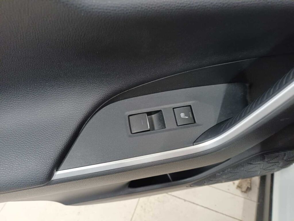 Toyota RAV4 Plug-in 2021 Valkoinen