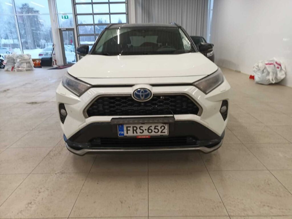 Toyota RAV4 Plug-in 2021 Valkoinen