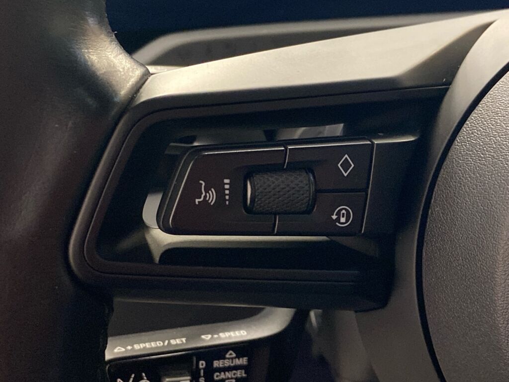 Porsche Taycan 2023 Musta