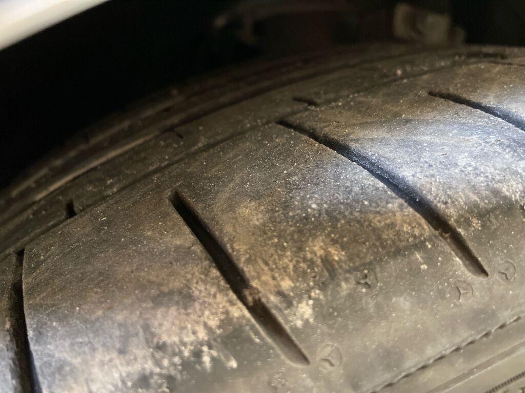 Porsche Taycan 2023 Musta