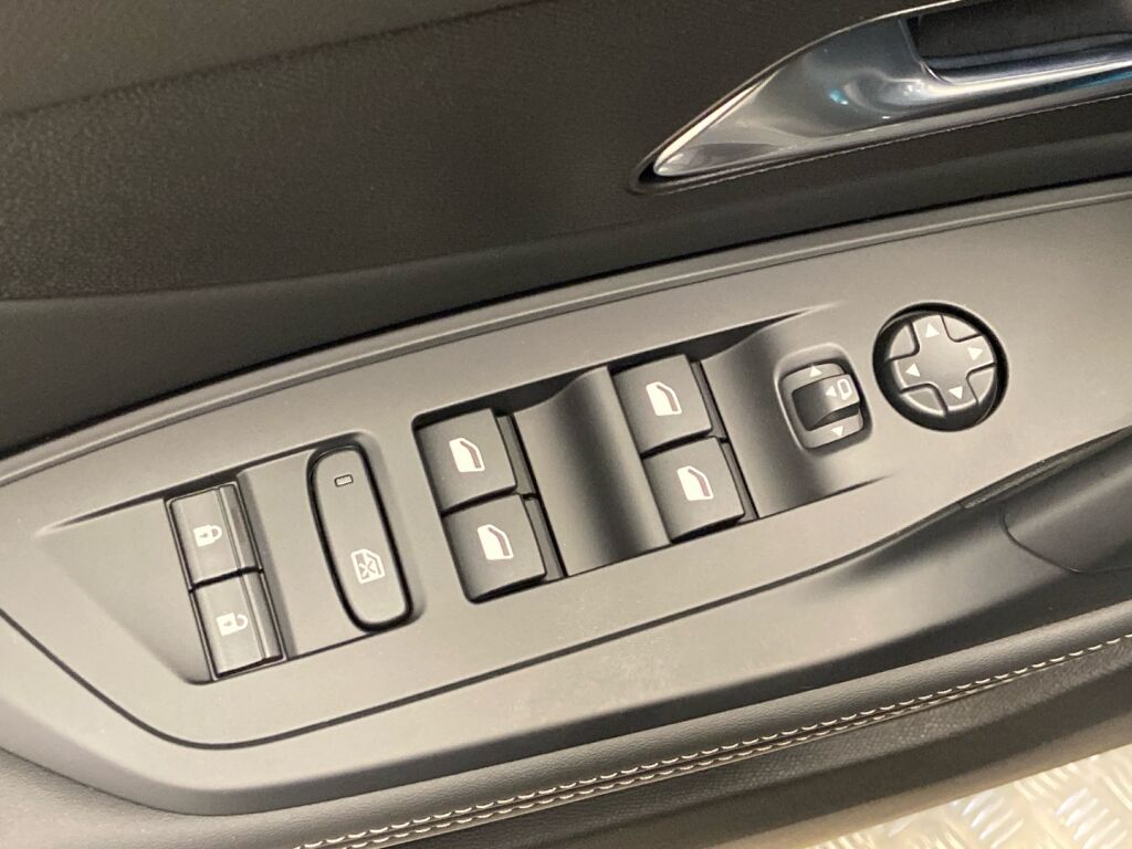 Peugeot 408 2024 Sininen