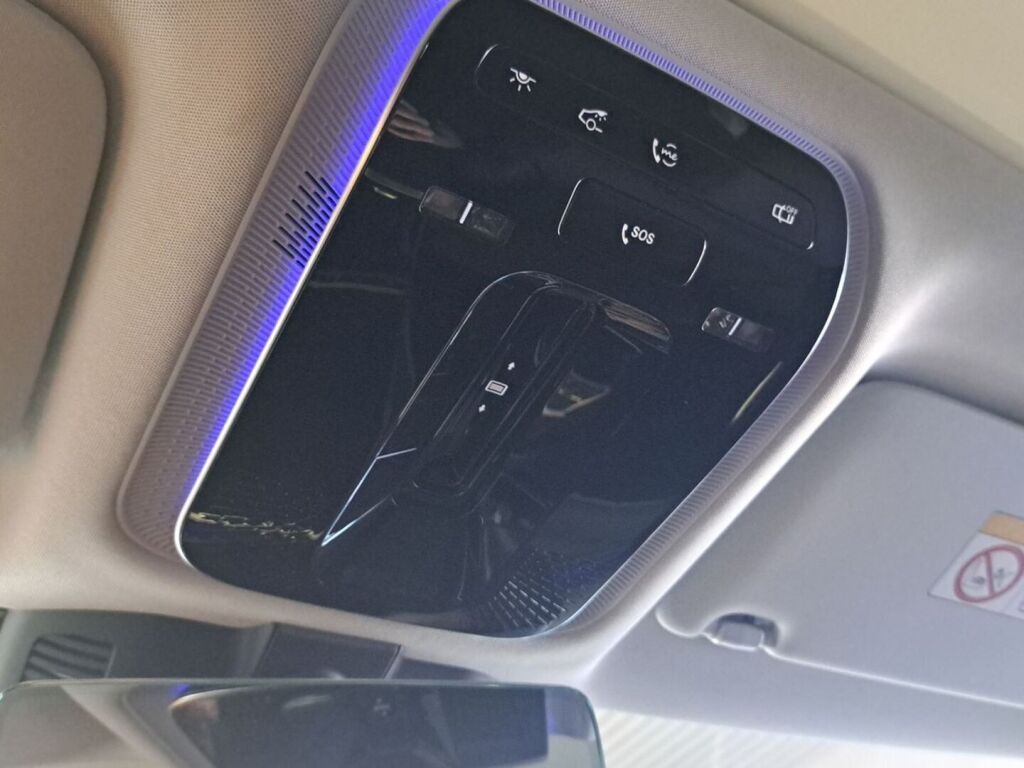 Mercedes-Benz C 2022 Musta