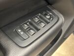 Volvo XC60 2020 Musta