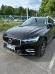 Volvo XC60 2020 Musta