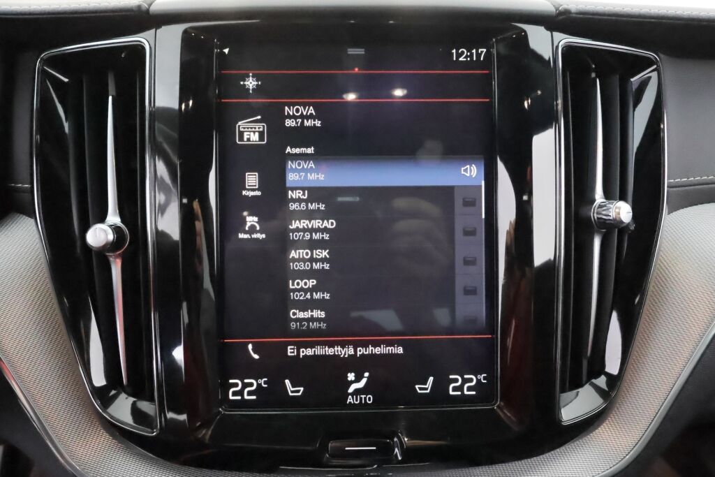 Volvo XC60 2020 Valkoinen