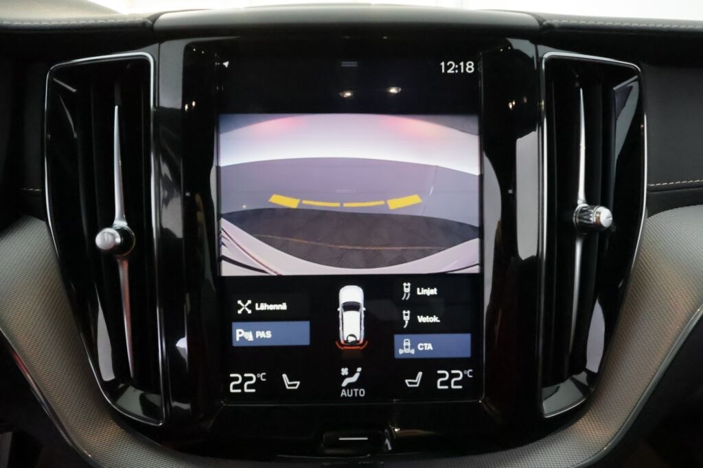 Volvo XC60 2020 Valkoinen