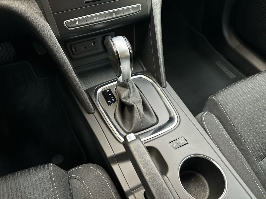 Renault Megane 2020 Harmaa