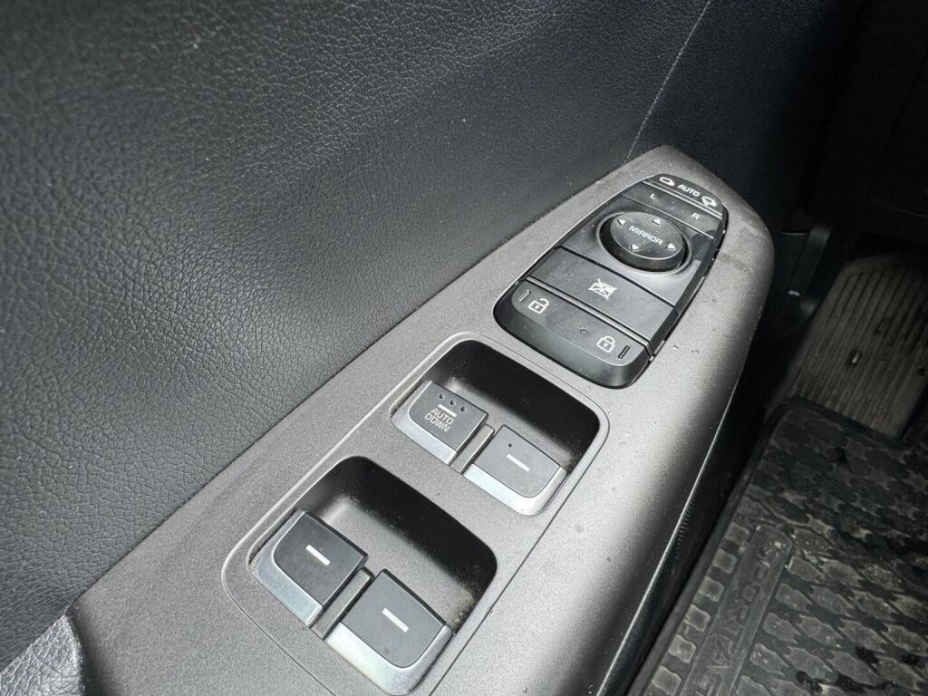 Kia Sportage 2020 Ruskea (beige)