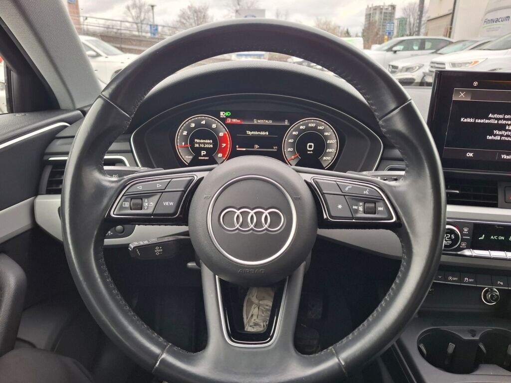 Audi A4 2020 Sininen