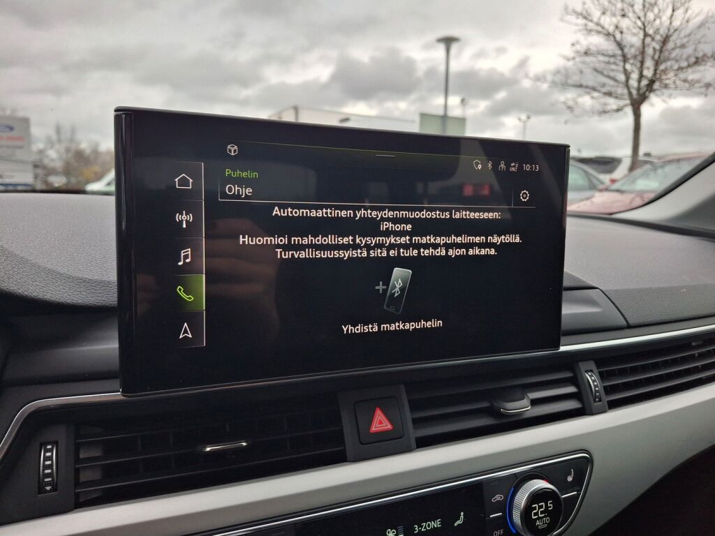 Audi A4 2020 Sininen