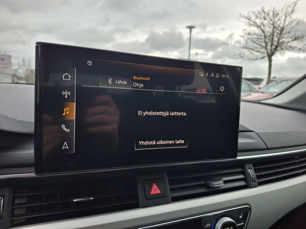 Audi A4 2020 Sininen