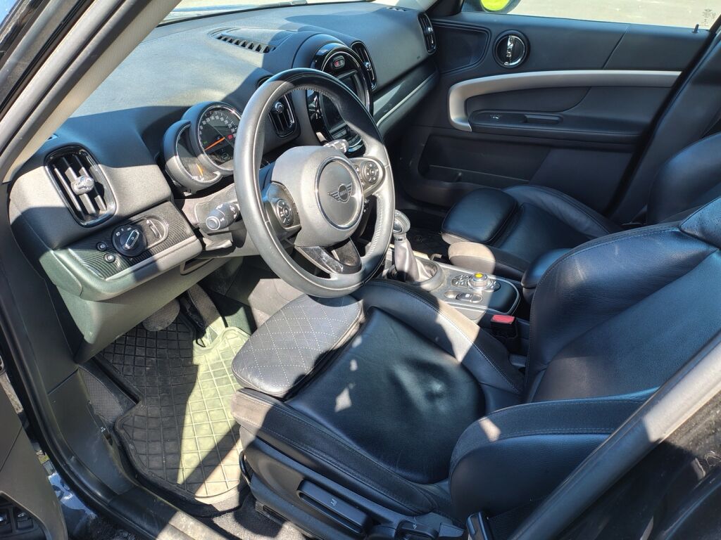 Mini Countryman 2020 Musta