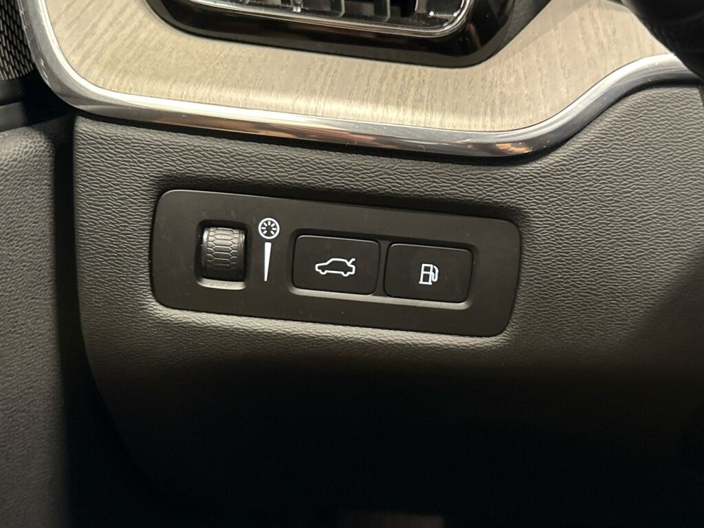 Volvo XC60 2018 Valkoinen