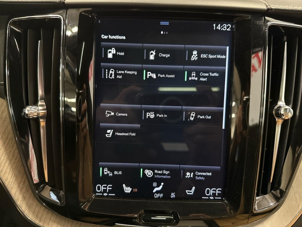 Volvo XC60 2018 Valkoinen