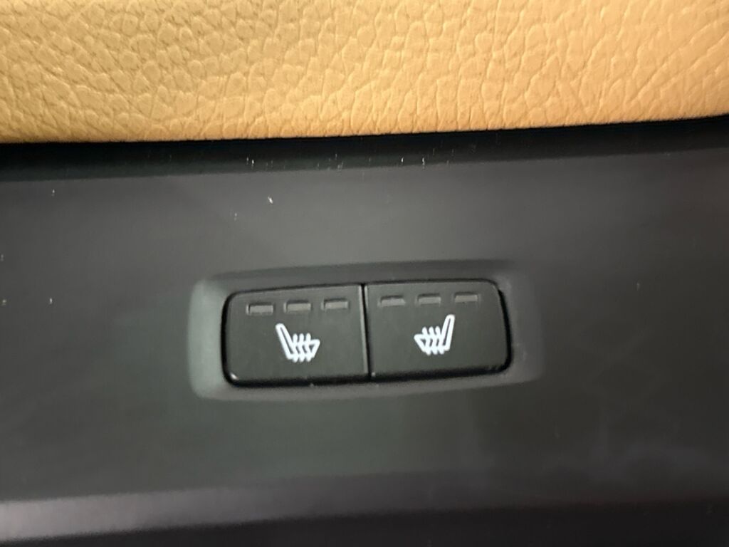 Volvo XC60 2018 Valkoinen