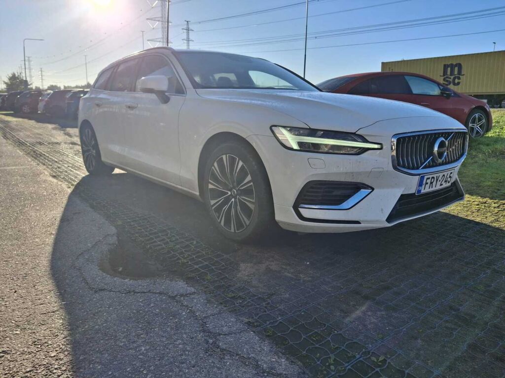 Volvo V60 2020 