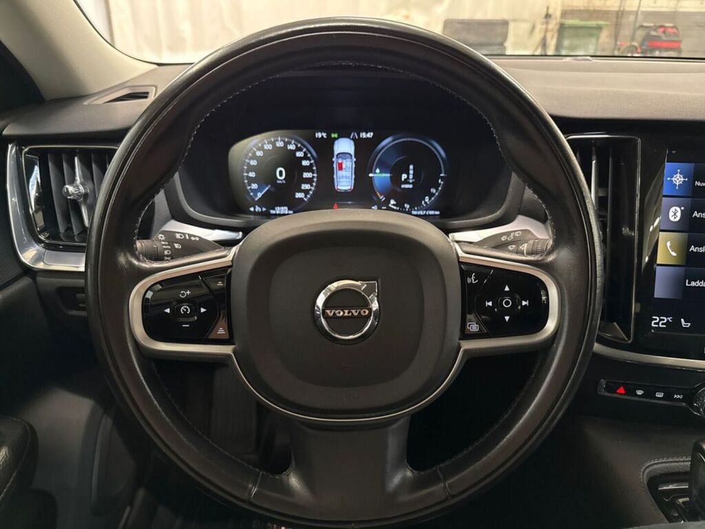 Volvo V60 2020 