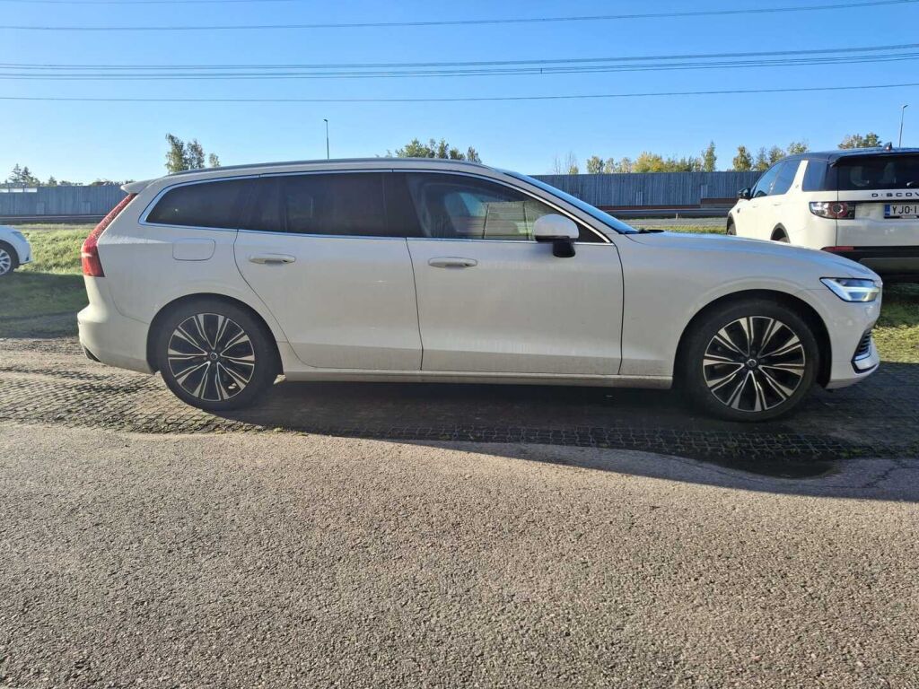 Volvo V60 2020 