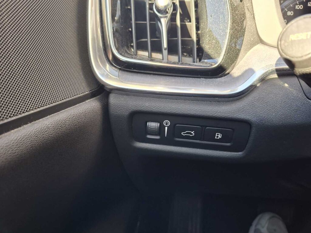 Volvo V60 2020 
