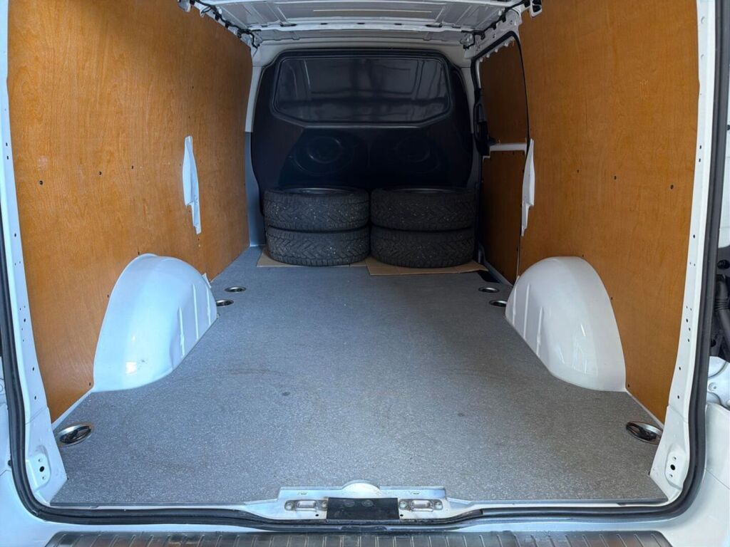 Mercedes-Benz Vito 2024 Valkoinen