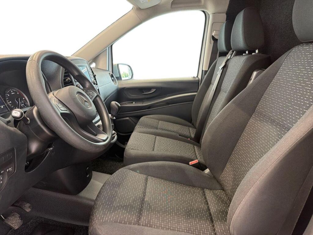 Mercedes-Benz Vito 2024 Valkoinen