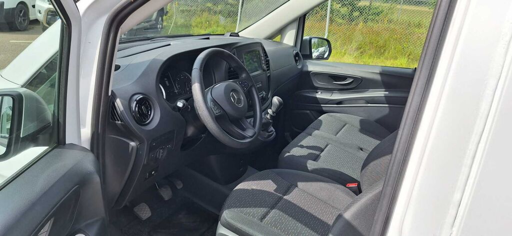 Mercedes-Benz Vito 2024 Valkoinen