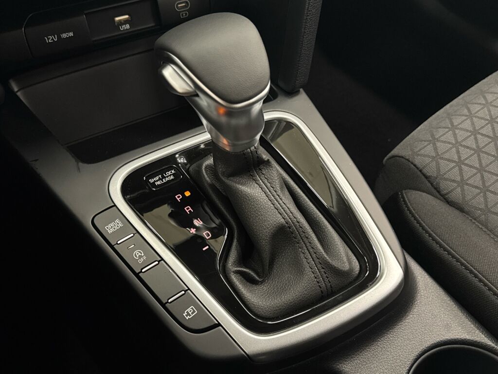 Kia Ceed 2025 Harmaa