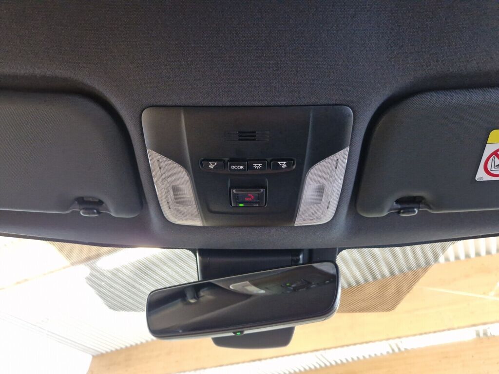 Toyota Corolla 2022 Valkoinen