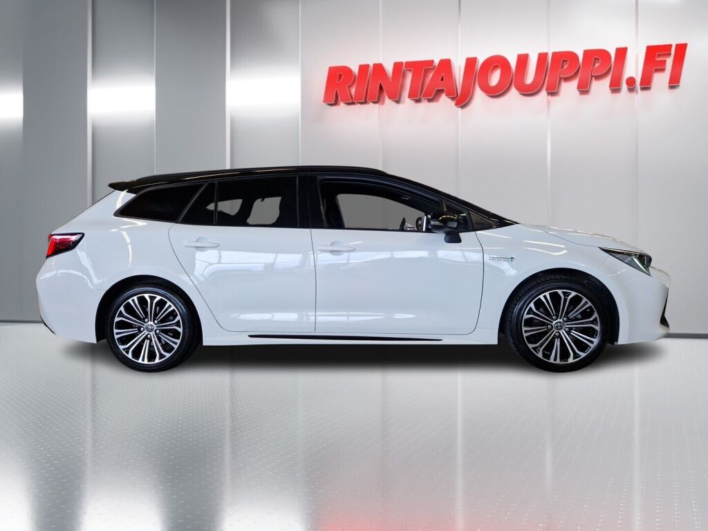 Toyota Corolla 2022 Valkoinen