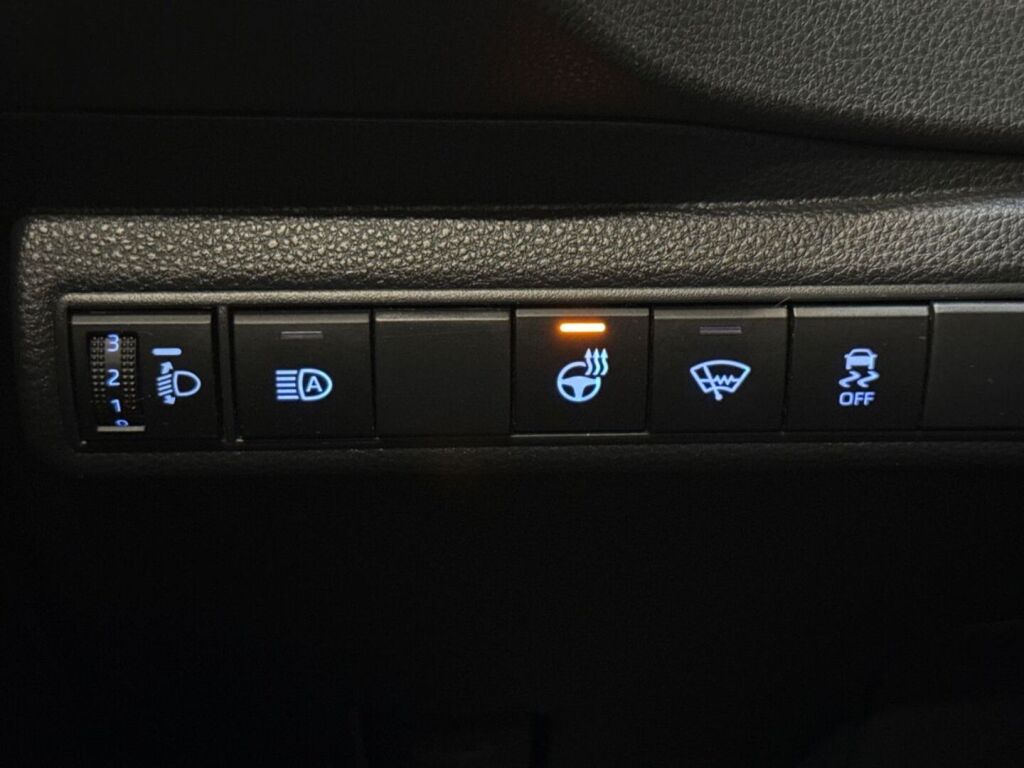 Toyota Corolla 2022 Valkoinen