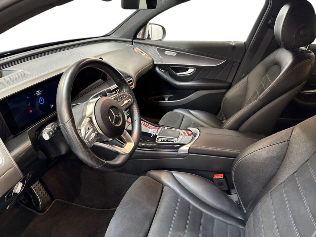 Mercedes-Benz EQC 2022 Musta