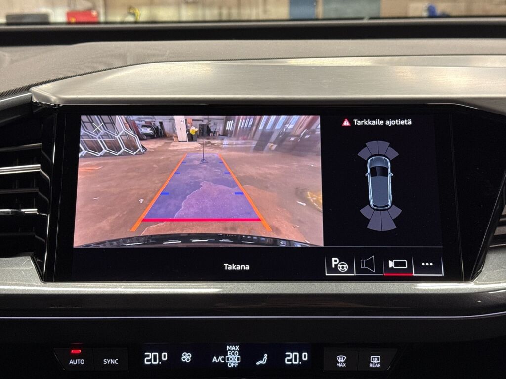 Audi Q4 e-tron 2023 Musta