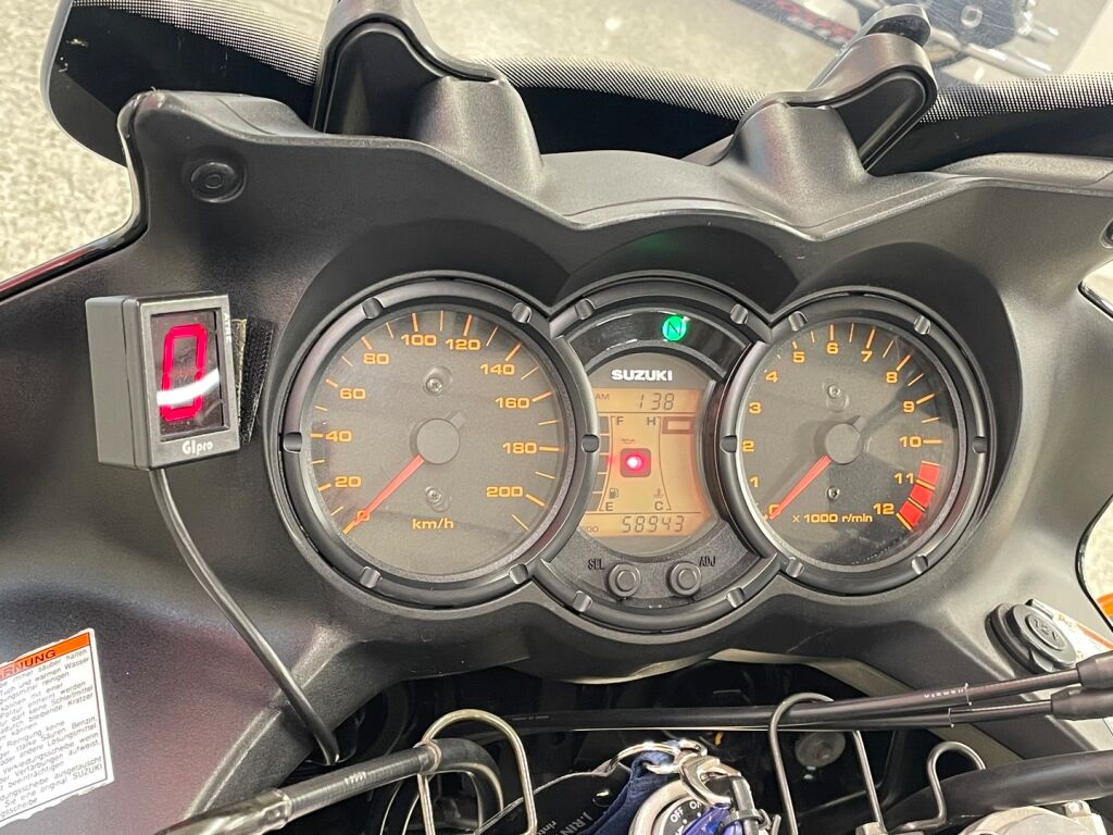 Suzuki DL 2006 Musta