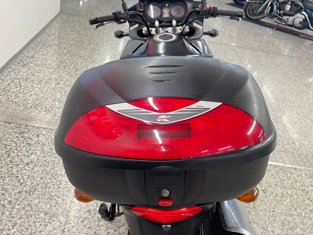 Suzuki DL 2006 Musta