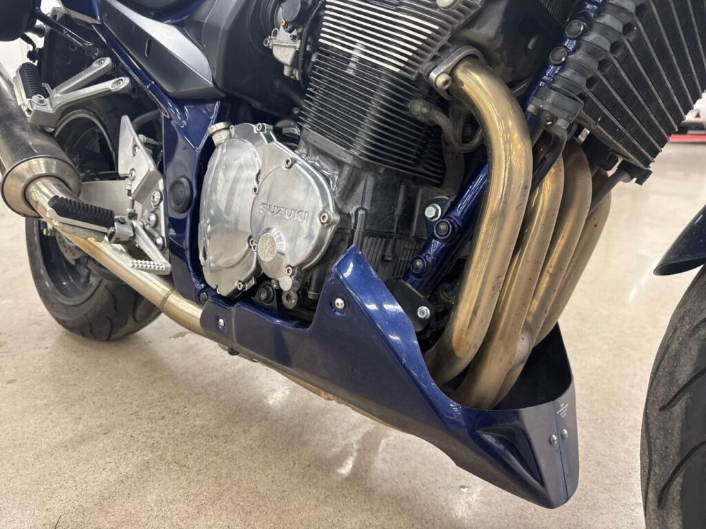 Suzuki GSF 2006 Sininen