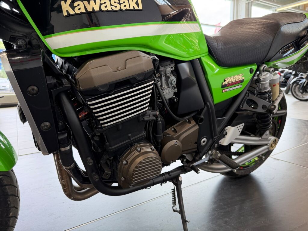Kawasaki ZRX 2007 Harmaa