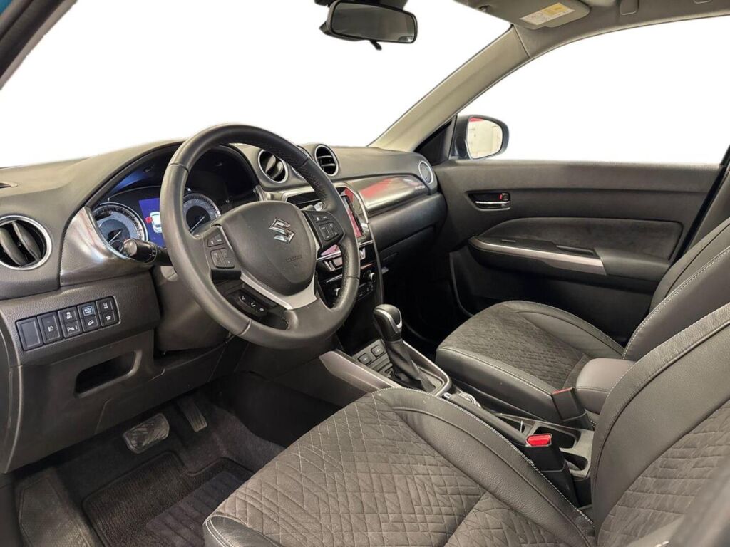 Suzuki Vitara 2024 Sininen