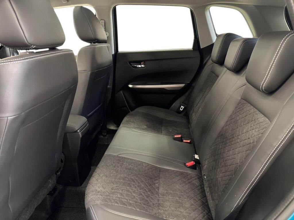 Suzuki Vitara 2024 Sininen