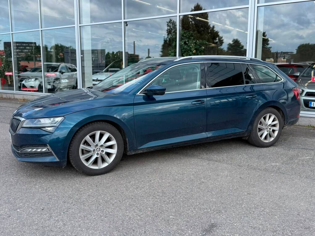 Skoda Superb 2020 Sininen