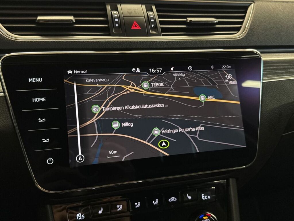 Skoda Superb 2020 Sininen