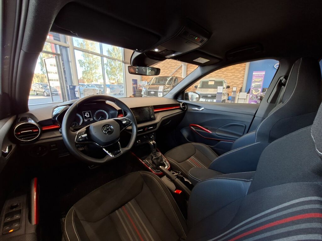 Skoda Fabia 2024 Harmaa