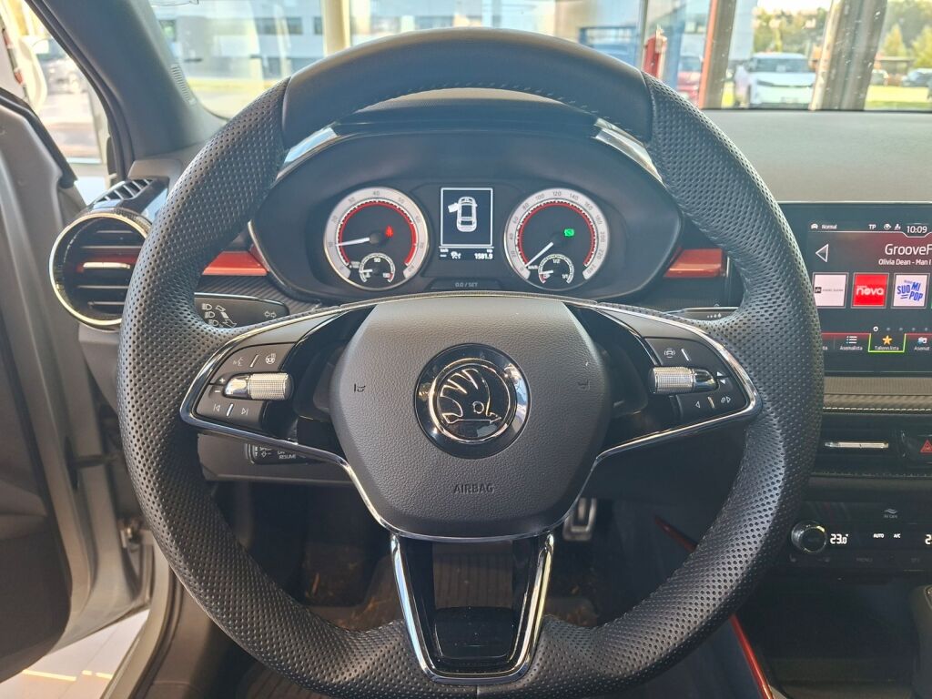 Skoda Fabia 2024 Harmaa