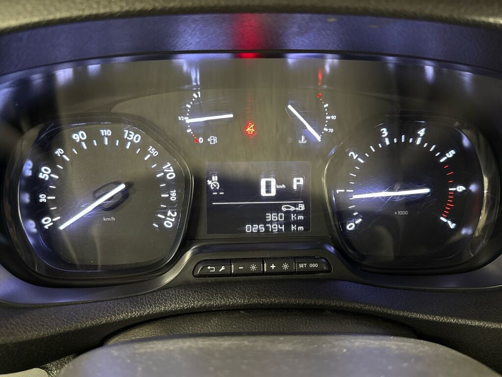 Toyota Proace 2024 Valkoinen