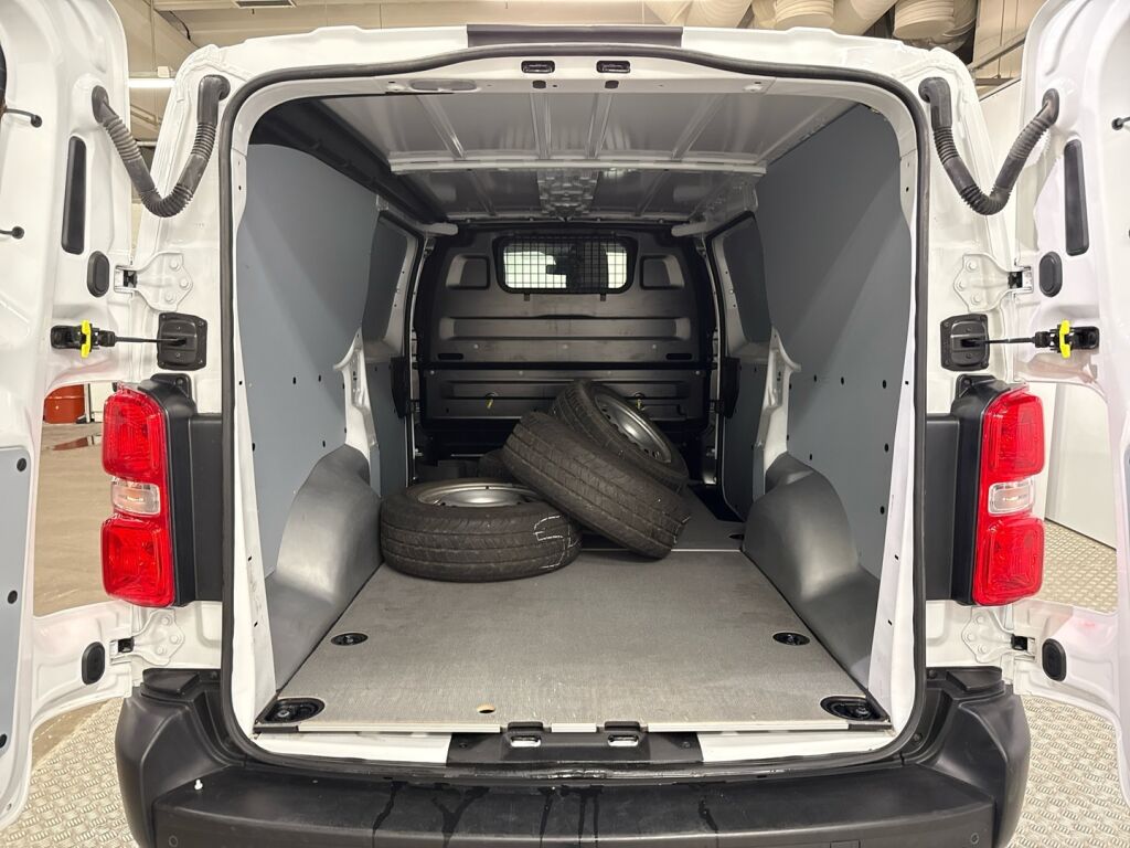 Toyota Proace 2024 Valkoinen