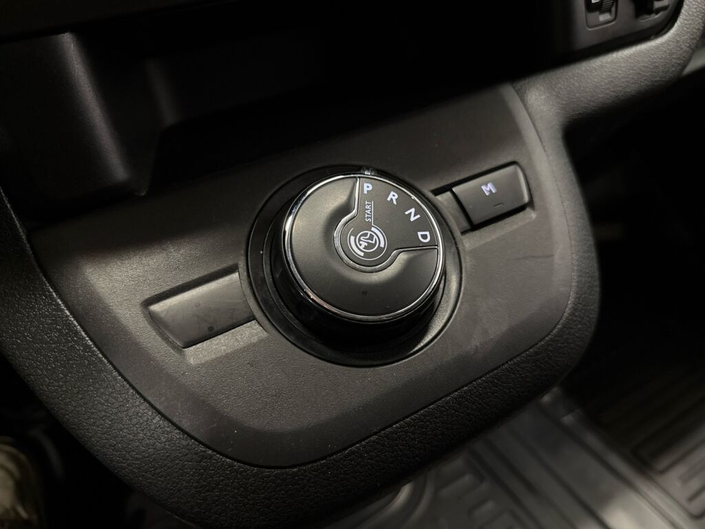 Toyota Proace 2024 Valkoinen